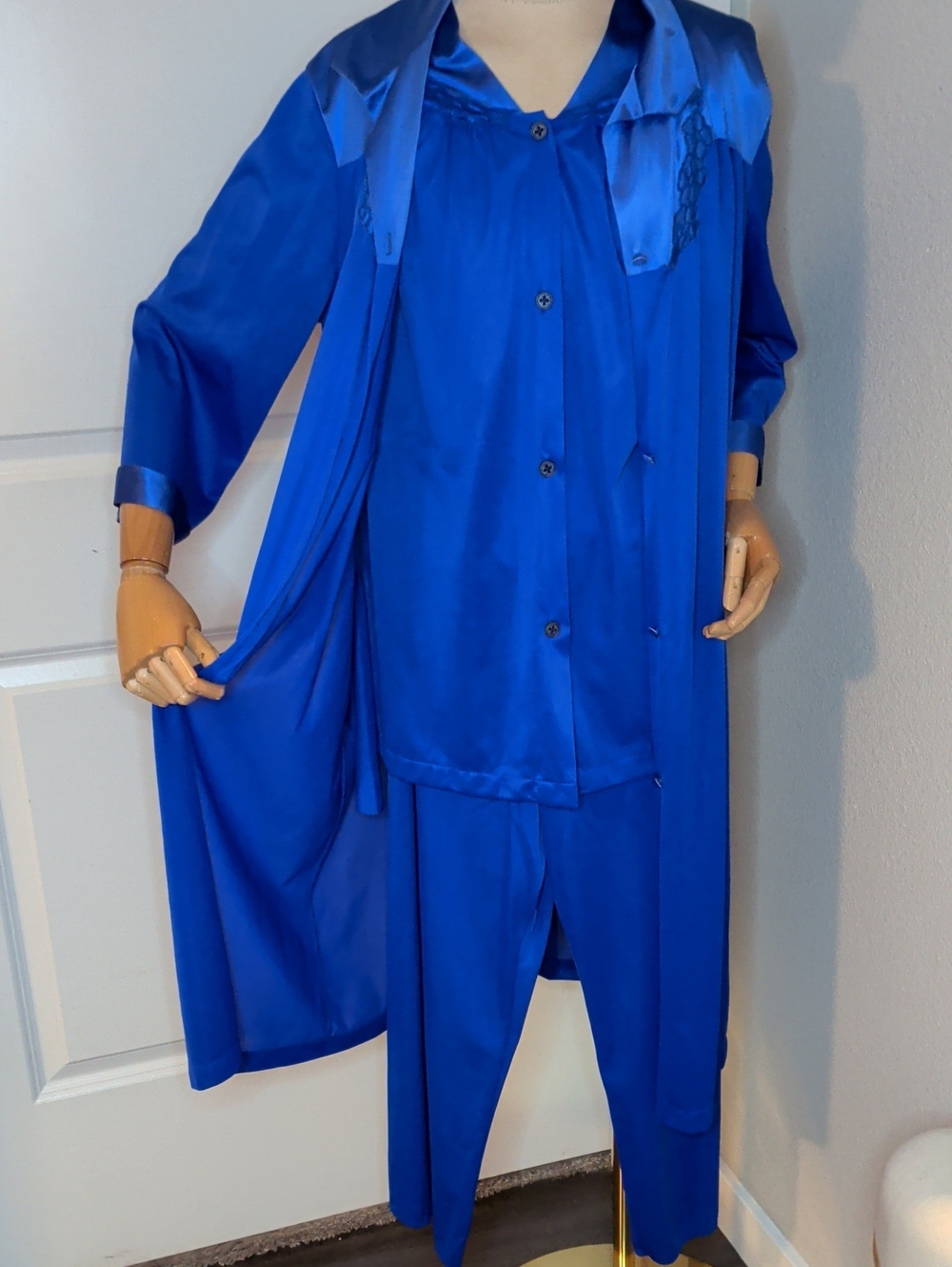 Vintage 60s Vanity Fair Royal Blue Satin 3-Piece Pajama Set w/ Robe SZ M